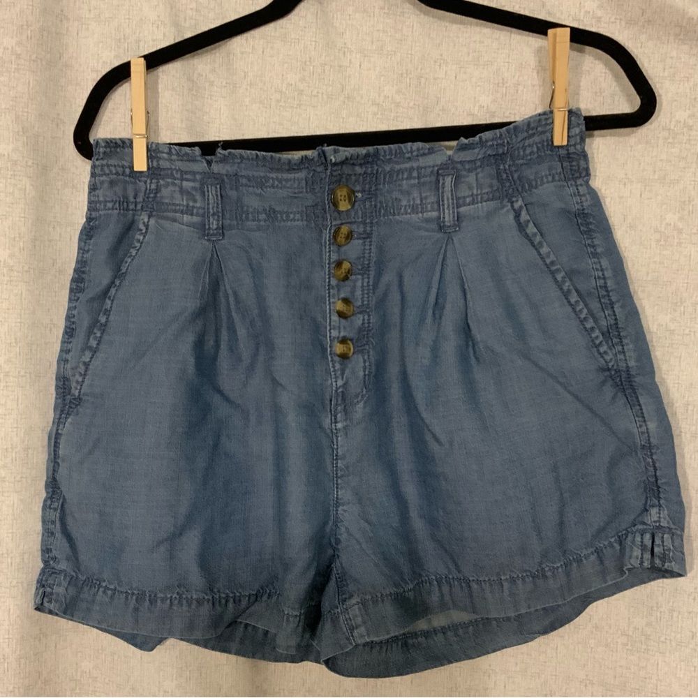 AEO Button Up Flowy Jean Shorts w/ Elastic Waistband (Size 10)